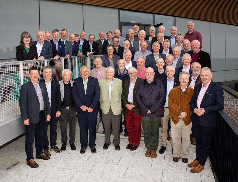 1983 Class reunion - group at curragh racecourse